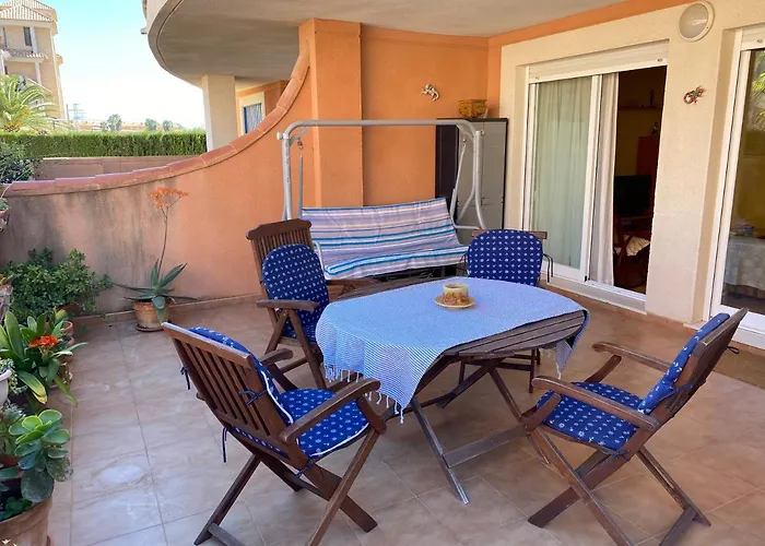 Playa Sol Planta Baja 아파트